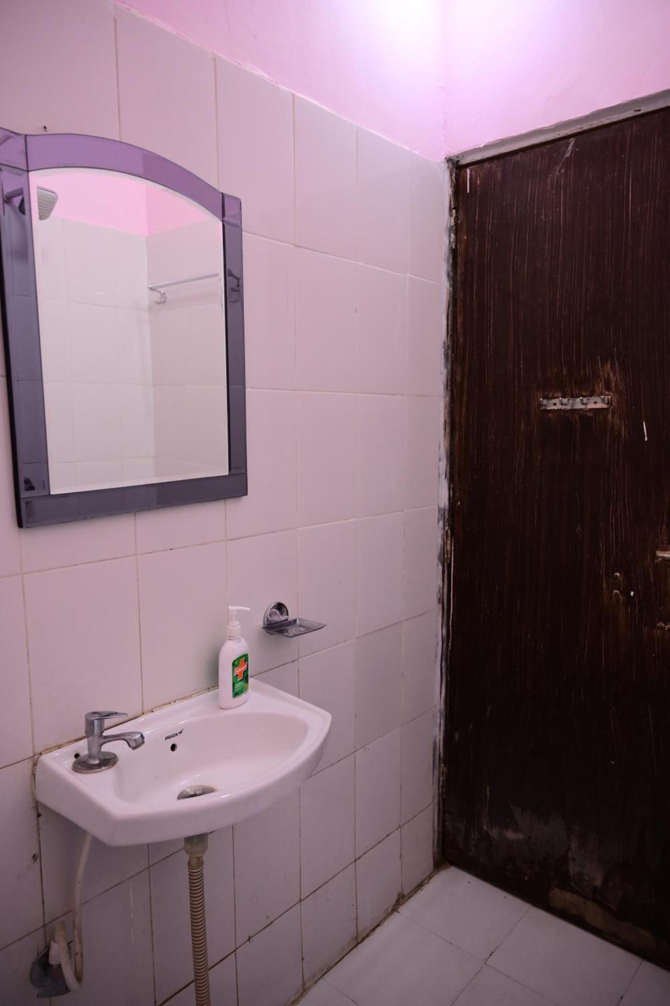 Jankivihar Homestay At Prahladghat Within 1Km From Shri Ram Mandir Ayodhya Exterior photo
